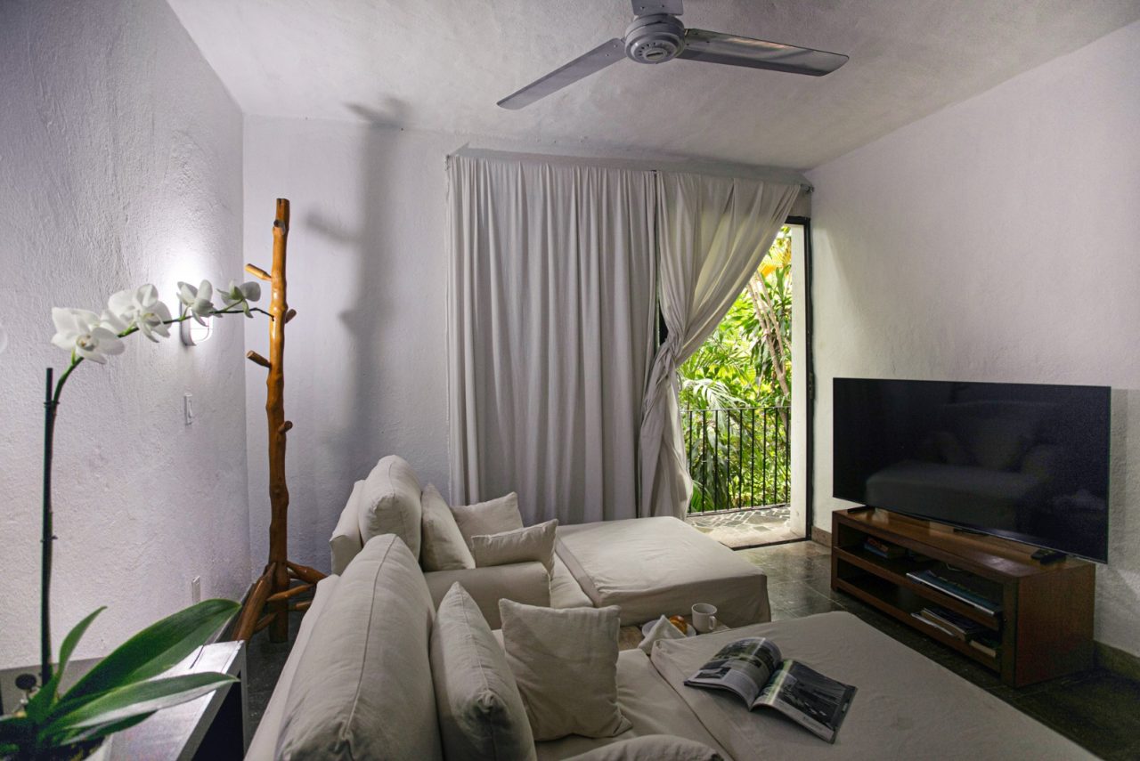 PHOTO-2025-10-16-16-09-04 (1)